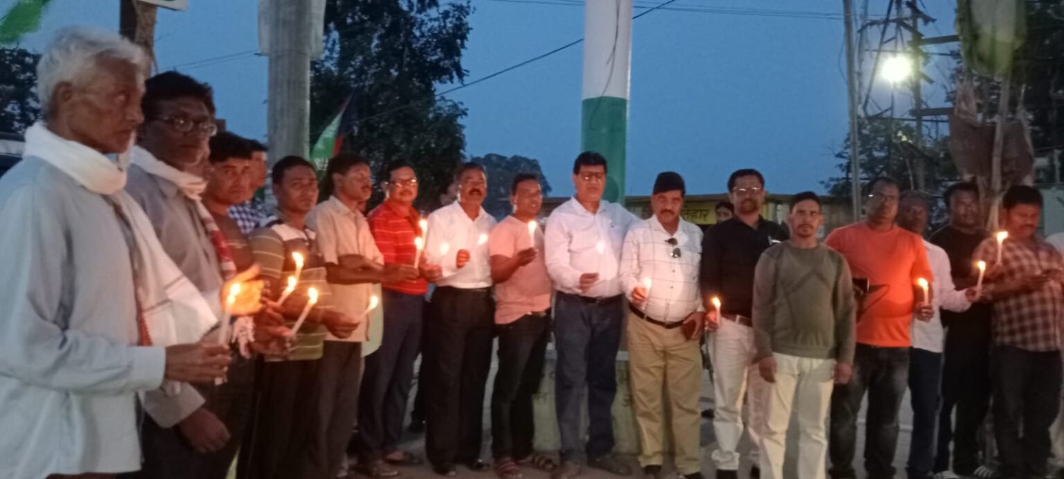 कैंडल मार्च निकालकर मणिपुर में आदिवासी महिलाओं को निर्वस्त्र कर घुमाने का विभिन्न दलों ने किया विरोध