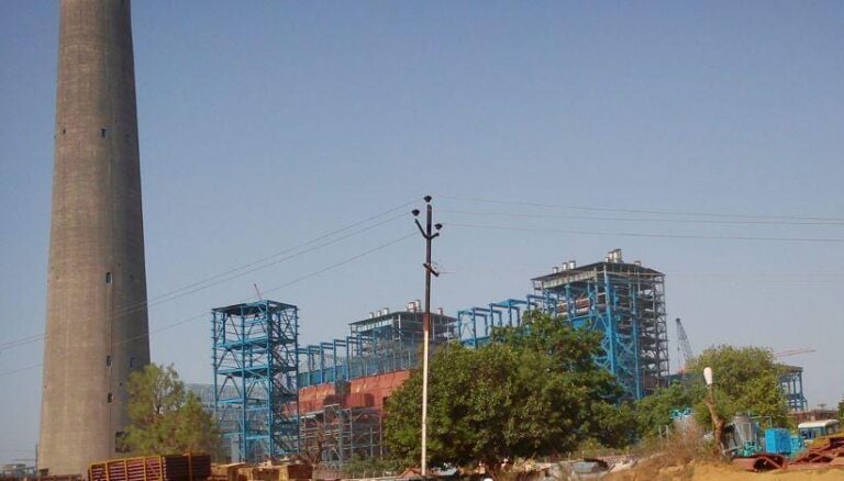 Saraikela Exclusive : बंद पड़ी अभिजीत कंपनी से रोजाना निकल रहा लाखों का स्क्रैप, मौज में हैं स्क्रैप माफिया, चोर, पुलिस और सिक्योरटी गार्ड, देखें – Video