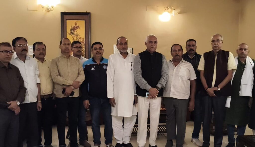 Jamshedpur : किसी को फतवा जारी करने का अधिकार नहीं, समाज अपने विवेक से लेगा निर्णय : अशोक चौधरी