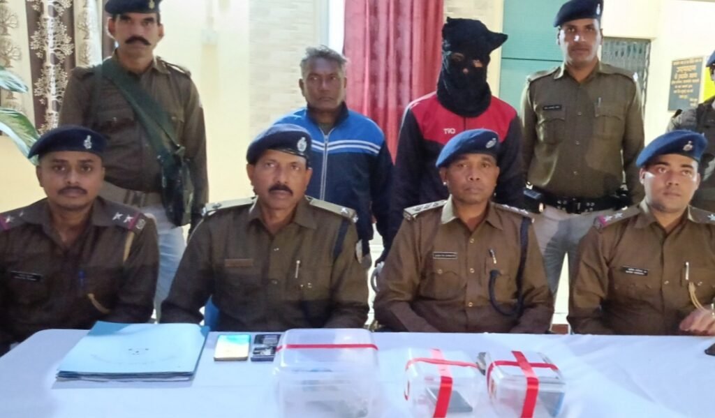 Saraikela Police : खरकई नदी से बरामद शव और युवती की हत्या मामले का सनसनीखेज खुलासा, प्रेमी गिरफ्तार