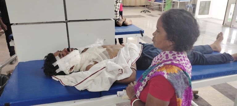 Jamshedpur : ओल्ड सीतारामडेरा में युवक खाना बनाते हुए आग की चपेट में आया, बेंगलुरु में करता है काम