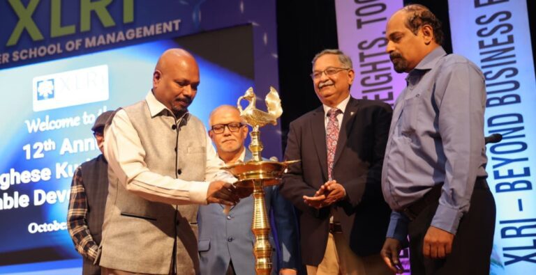 Jamshedpur Xlri : 12 से 35 वर्षों में बढ़ सकता है 1.5 डिग्री सेल्सियस तापमान, जीवन होगा प्रभावित : डॉ. विनोद बी माथुर