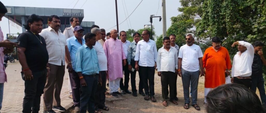 Jamshedpur Chatth Puja : सरयू राय ने किया घाटों का भ्रमण