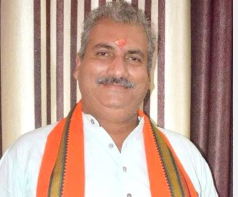 Jamshedpur BJP : बिहारी, पंजाबी, बंगाली और गुजराती पर उतर आए सुधांशु ओझा