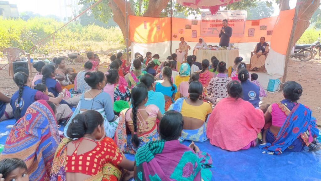 Jamshedpur : स्वस्थ मां ही स्वस्थ शिशु को जन्म दे सकती है: फादर बीरेंद्र टेटे