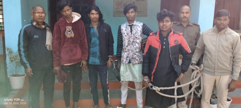 Jamshedpur : बागबेड़ा पुलिस ने जानलेवा हमला करने वाले दो भाई समेत चार लोगों को भेजा सलाखों के पीछे, अमर सिंह की भाभी बनी शिकायतकर्ता