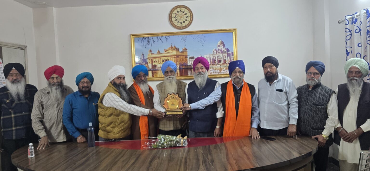 Jamshedpur : जेम्को गुरुद्वारा कमेटी ने प्रधान भगवान सिंह एंड टीम को किया सम्मानित