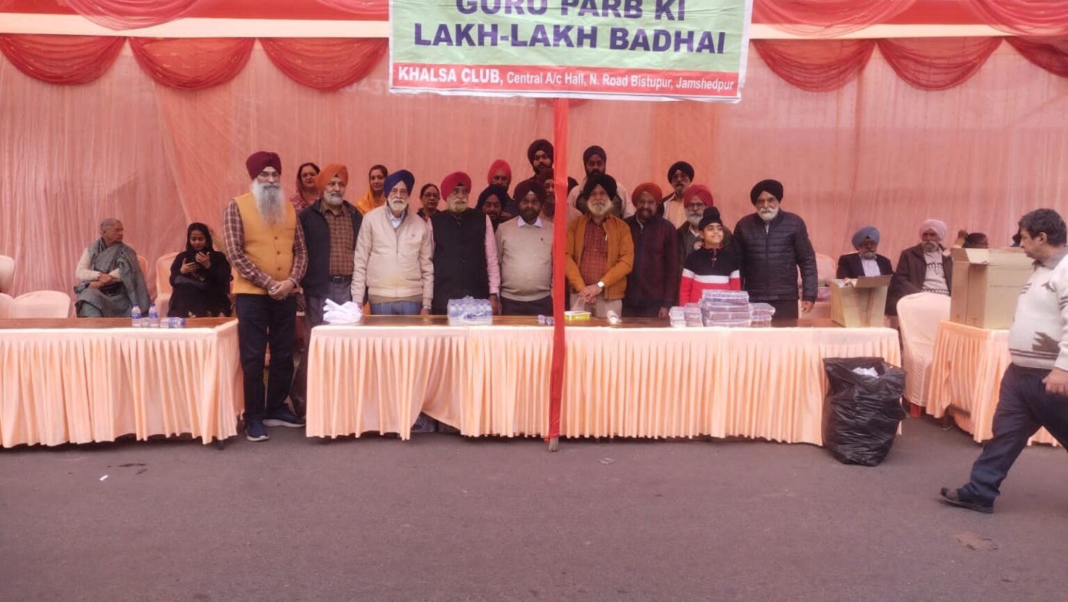 Nagar Kirtan : खालसा क्लब ने संगत की सेवा की