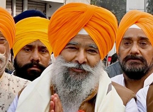 Jamshedpur : साकची गुरुद्वारा में नगर कीर्तन का भव्य स्वागत देखकर संगत हुई अभिभूत, निशान सिंह कमिटी की हुई भूरी भूरी प्रशंसा