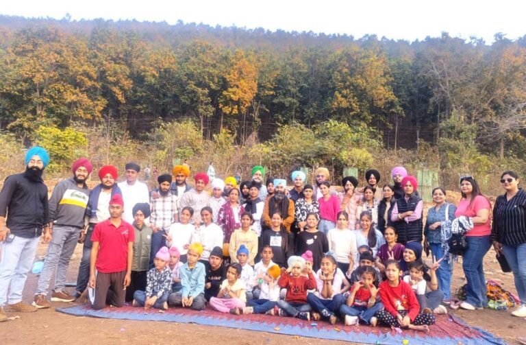 Jamshedpur : बंदा सिंह बहादुर गतका अखाड़ा में जुड़ेंगे और अचंभित करने वाले गतका खेल, बैठक सह वनभोज में लिया निर्णय