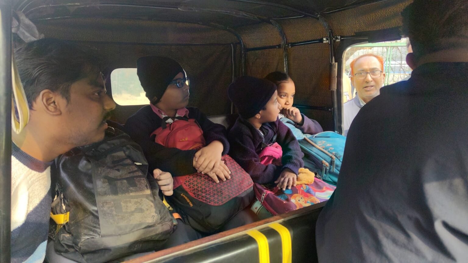 School van drivers’ strike : स्कूल वैन व ऑटो चालकों की हड़ताल का मिला-जुला असर, टेल्को में ठप रही सेवा, साकची-बिष्टुपुर में बहाल, देखें – Video