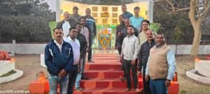 Jamshedpur : अखिल भारतीय पूर्व सैनिक सेवा परिषद ने किया पुलवामा के वीर शहीदों को नमन