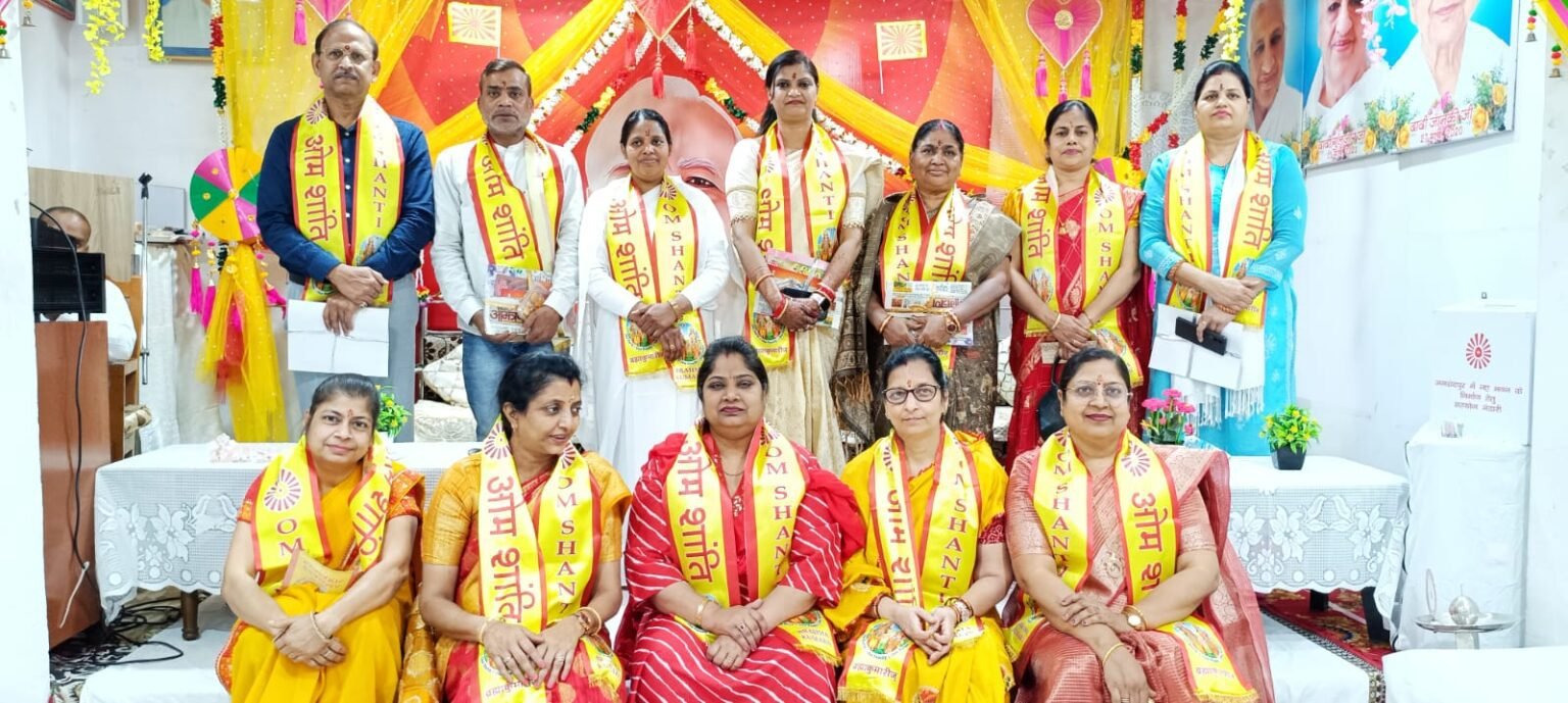 Jamshedpur : प्रजापति ब्रह्माकुमारी कदमा शाखा में महाशिवरात्रि के अवसर पर 7 दिवसीय द्वादश ज्योतिर्लिंग शिव आध्यात्मिक दर्शन मेला का तीसरा दिन