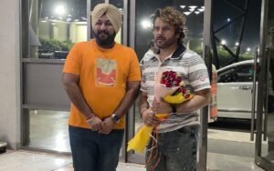 Adityapur : क्रूज होटल पहुंचे जावेद अली, हुआ स्वागत