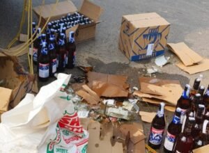 Jamshedpur Police Success : फर्जी इनवॉइस के जरिए शराब की बड़ी खेप खपाने की साजिश नाकाम, भारी मात्रा में अवैध विदेशी शराब जब्त, देखें – Video