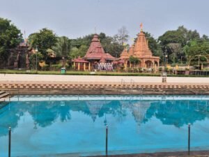 Jamshedpur : चैती छठ पूजा को लेकर सिदगोड़ा सूर्य मंदिर समिति कर रही विशेष तैयारियां, भव्य रूप से होगा आयोजन, बैठक में बनी रूपरेखा