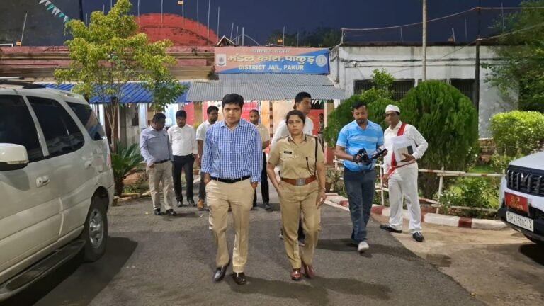 Pakur : मंडल कारा में महिला कैदी ने की आत्महत्या, बाथरूम में फंदे से झूलती मिली