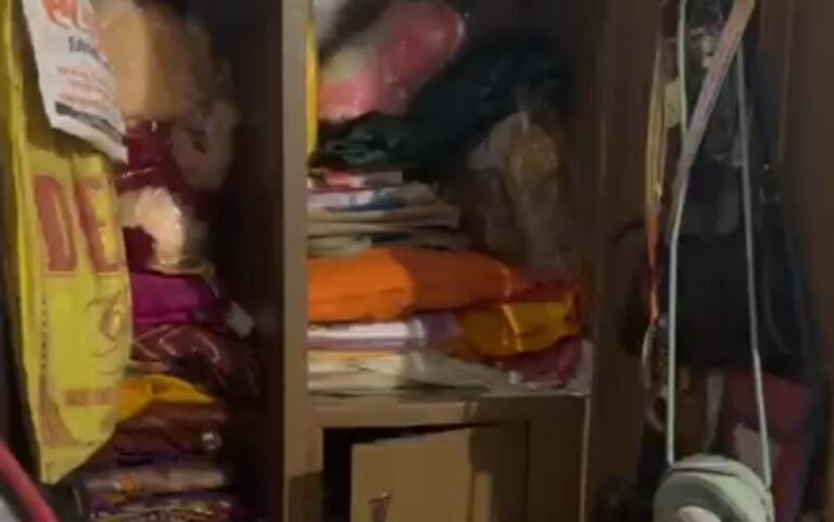 theft in jamshedpur : कदमा में बिष्टुपुर थाना के क्रेन ऑपरेटर के घर लाखों की चोरी