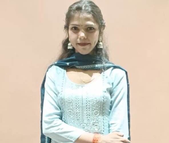 Jamshedpur : सोनारी में युवती ने की आत्महत्या, प्रेमी पर प्राथमिकी दर्ज