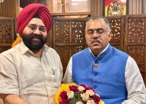 Delhi/Jamshedpur : भाजपा के राष्ट्रीय महासचिव एवं जम्मू-कश्मीर व लद्दाख के प्रभारी तरुण चुग से झारखंड के प्रदेश प्रवक्ता ने संगठन को लेकर की चर्चा