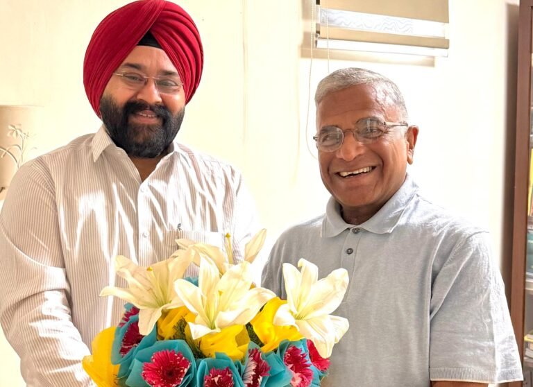Delhi/Jamshedpur : राज्यसभा के उप सभापति से मिले भाजपा के प्रदेश प्रवक्ता काले