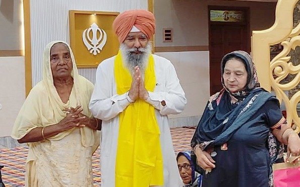 Jamshedpur : “जपियो जिन अर्जन देव गुरु, फिर संकट जोन गर्भ ना आयो” के पावन स्वर से गुंजायमान हुआ साकची गुरुद्वारा