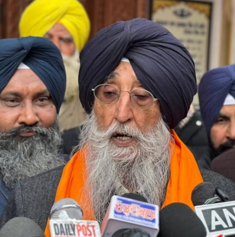 Amritsar : ਸ੍ਰੀ ਹੇਮਕੁੰਟ ਸਾਹਿਬ ਤੋਂ ਪਰਤ ਰਹੇ ਨਿਹੰਗ ਸਿੰਘਾਂ ’ਤੇ ਹਮਲਾ ਸ਼ਰਮਨਾਕ, ਸਵੈਰੱਖਿਆ ਲਈ ਸ੍ਰੀ ਸਾਹਿਬ ਦੀ ਵਰਤੋਂ ਜਾਇਜ਼ : ਮਾਨ