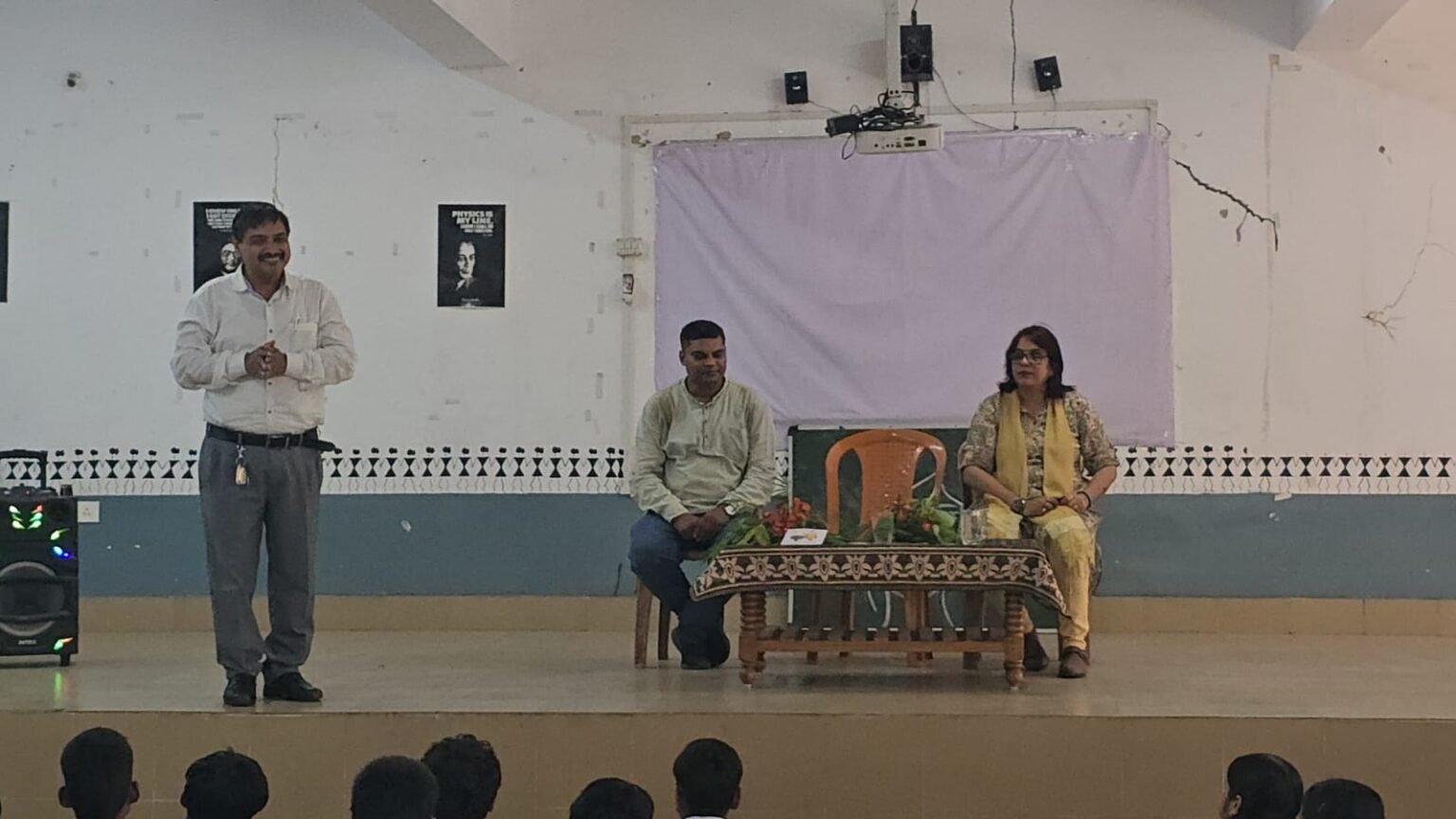 Jamshedpur : सीएम स्कूल ऑफ एक्सीलेंस बीपीएम बर्मामाइंस में साइबर अपराध, उपभोक्ता अधिकार एवं लैंगिक समानता पर जागरूकता कार्यक्रम आयोजित