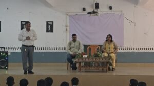 Jamshedpur : सीएम स्कूल ऑफ एक्सीलेंस बीपीएम बर्मामाइंस में साइबर अपराध, उपभोक्ता अधिकार एवं लैंगिक समानता पर जागरूकता कार्यक्रम आयोजित