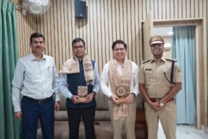 Jamshedpur:भारतीय विदेश सेवा आईएफएस के अधिकारियों का जमशेदपुर आगमन, उपायुक्त व एसएसपी ने किया आत्मीय स्वागत आईएफएस अधिकारियों का जमशेदपुर दौरा