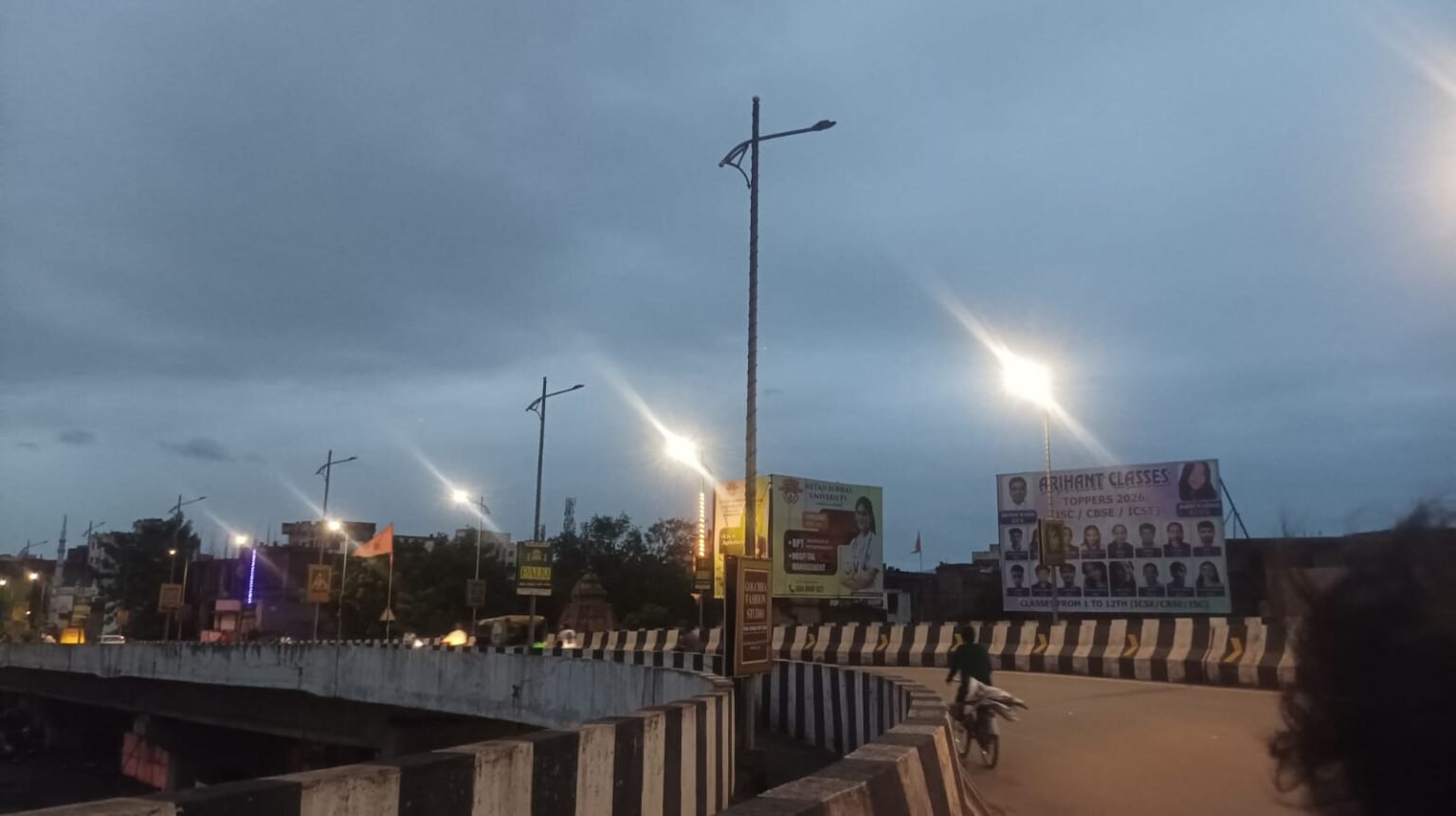 Jamshedpur: जुगसलाई ओवरब्रिज की खराब लाइटें जल्द दुरुस्त हों, नागरिकों की सुरक्षा से समझौता नहीं: अनिल मोदी जुगसलाई ओवरब्रिज की खराब लाइटें ठीक हों